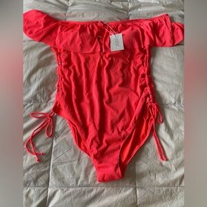 Coastal Waves One Piece Size 2x in Coral Fire